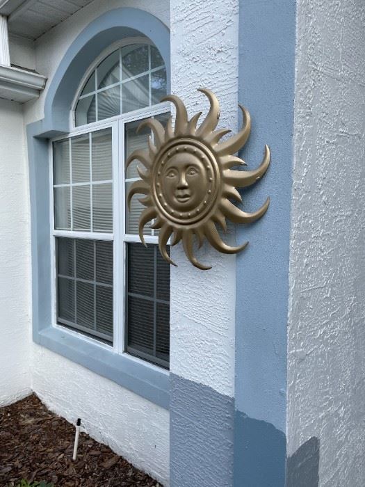 Helping Hands Estate Sales in Dunnellon, FL