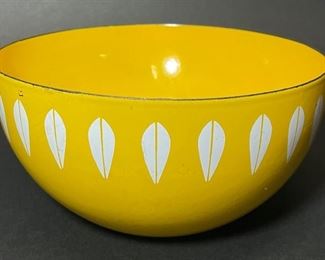 Catherine holm for Dansk Norway Lotus Pattern Enamel Yellow 9.5 inch Bowl 