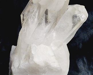 CRYSTAL SPECIMEN
