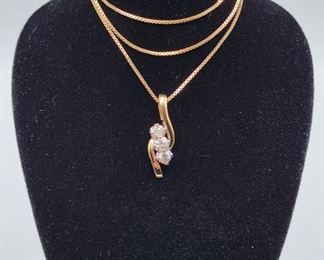 3 DIAMOND ESTATE 14K GOLD NECKLACE