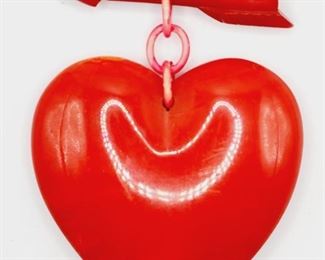 BAKELITE HEART PIN