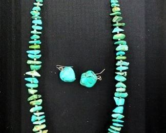 Beautiful Turquoise Necklace and Earrings