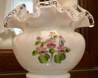 Hand Painted Ruffle Glass Vase 