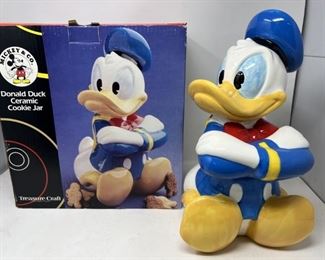 Donald Duck Mickey & Co Cookie Jar Treasure Craft