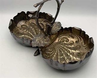 Silver Plate Horsd’oeuvres Clamshell Chilling