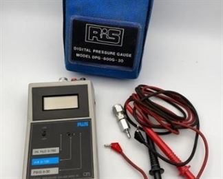 RiS Digital Pressure Gauge Model DPG-600G-30