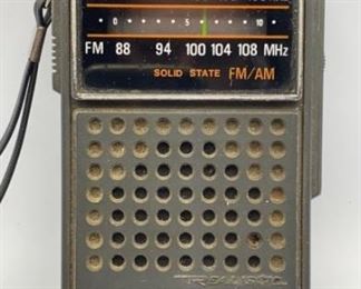 Realistic 1987 AM/FM Radio Model 12-635A