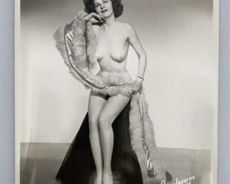 Dolly Dee Pinup Burlesque Showgirl Photography