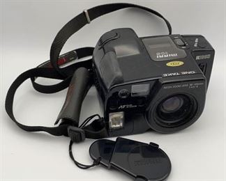 Mirri 105 One Take Camera Ricoh Zoom