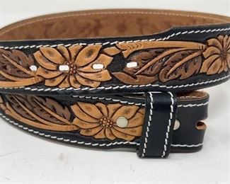 Sz 32” Tooled Leather Belt Great Condition 1.5”