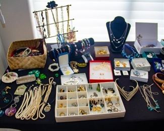 Various jewelry