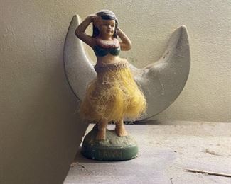 . . . love, love, love this cool Hawaiian dancer complete with hula skirt
