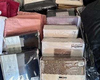 Queen size sheet sets.