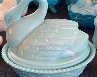 Westmoreland Glass Blue and White Swan on Nest