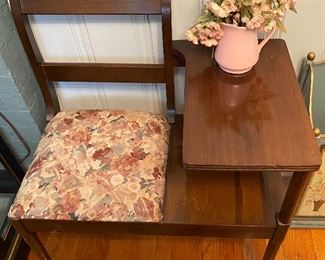 Gossip Bench/Telephone Bench