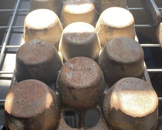 Cast Iron Muffin Pan