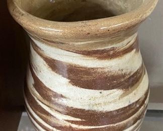 Small BB Craig Swirl Vase