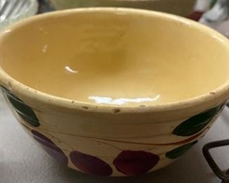 Small Watt Pottery Bowls