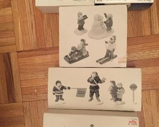 Department 56 Snow Village and Heritage Collection items