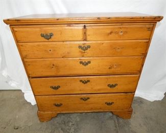 EARLY PINE MULE CHEST W/ DOUBLE DRAWERS 