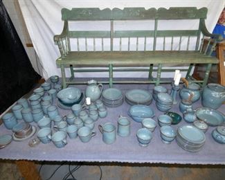 COLLECTION JUGTOWN POTTERY DINNING WARE