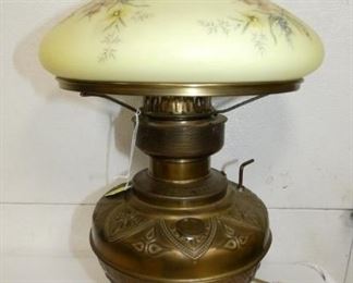 BRISTOL PALOR LAMP W/ SHADE