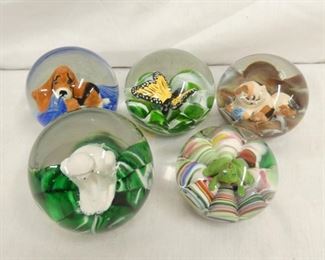 GLASS ANIMAL/FIGURAL PAPERWEIGHTS 