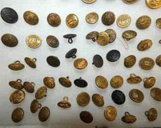 COLLECTION EARLY MILITARY BUTTONS