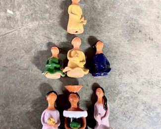 Dominican Republic Pottery - faceless dolls