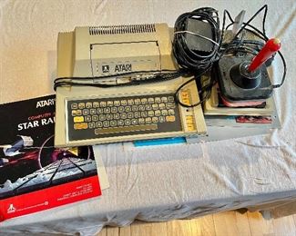 Atari set with manuals 