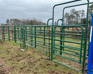 Gate panels with doors2ea