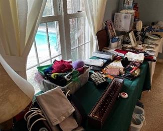 Evening bags, scarves, accessories 