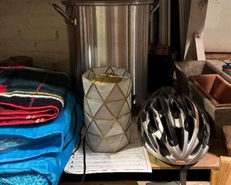 Large stock pot or Turkey pot.