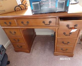 maple desk