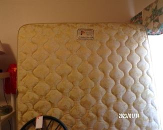 set of full mattress