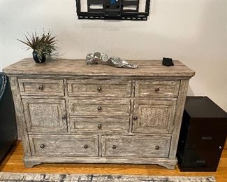 Liberty Furniture Bedroom Set