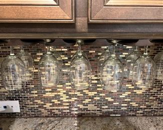 This is a little hard to see however, they are wonderful wine glasses