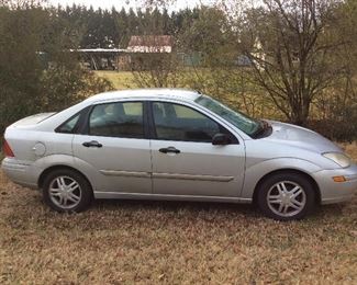 2001 Ford Focus 4s GOOD RUNNING CONDITION 179,000 MILES