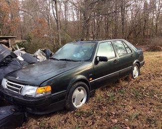 1992 SAAB 9000 TURBO, NOT RUNNING, DOES HAVE TITLE, THESE CARS ARE NOT IN RUNNING CONDITION AND WILL NEED 
TO BE PICKED UP ON LOCATION IN COLFAX, NC THE WEEK FOLLOWING  THE AUCTION, SOLD AS IS.