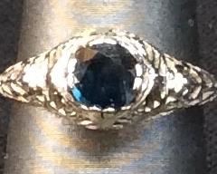 18 K WHITE GOLD LADIES RING