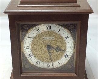 MANTEL CLOCK