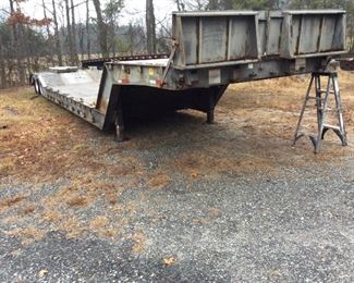 1996 WILSON GOOSENECK LOWBOY 40’
GOOD CONDITION WITH TITLE,