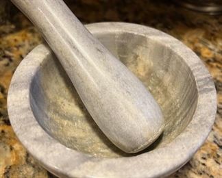 Marble Morter & Pestle