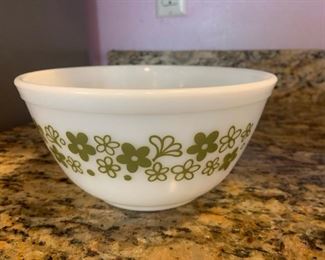 Pyrex Mixing Bowl