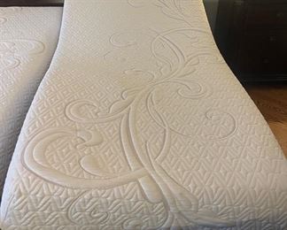 Serta iComfort Directions Massage Mattress