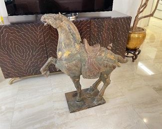 Chines sculpture. https://www.liveauctioneers.com/catalog/274191