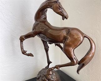 Bronze sculpture.https://www.liveauctioneers.com/catalog/274191