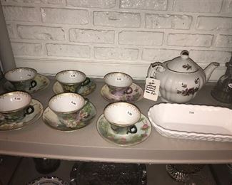 Items Located In The Dining Room