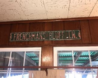 Items Located In The Family Room