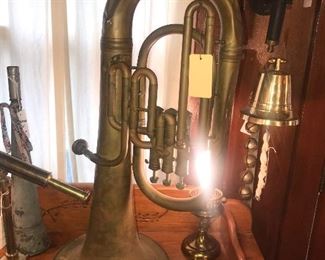 Items Located In The Family Room